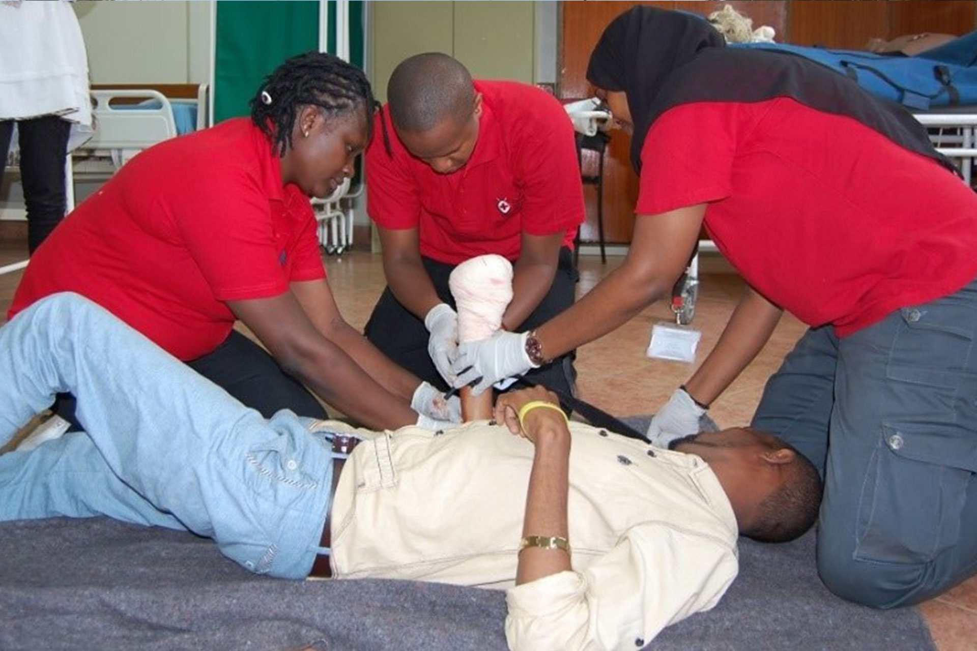 Certificate in Advanced Emergency Medical Technician (EMT)